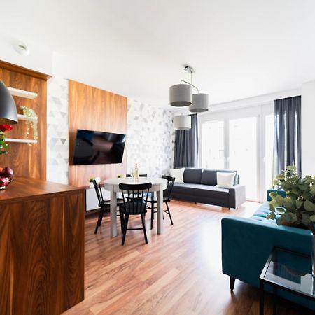 Big Apart - Atal Towers - 3 Rooms - Private Parking Place Wroclaw Dış mekan fotoğraf