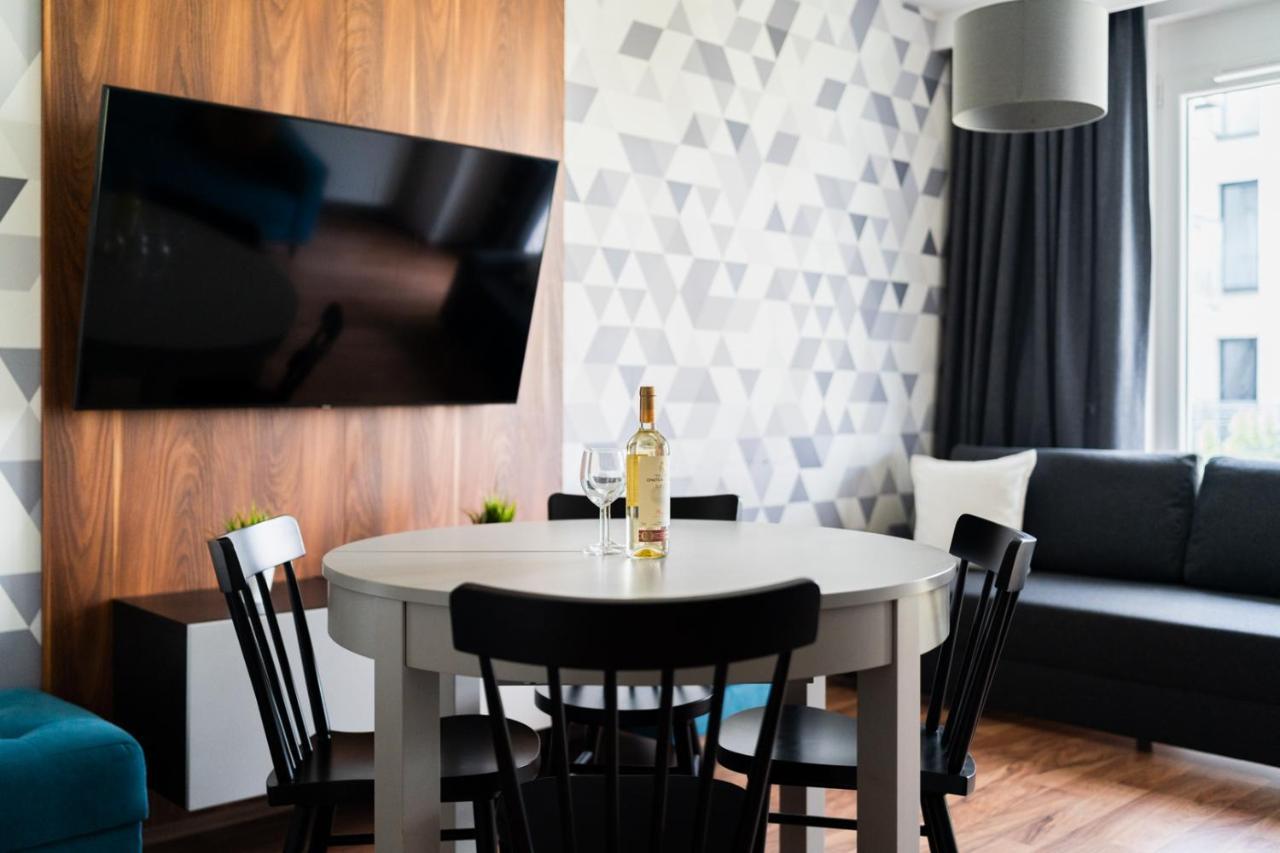 Big Apart - Atal Towers - 3 Rooms - Private Parking Place Wroclaw Dış mekan fotoğraf
